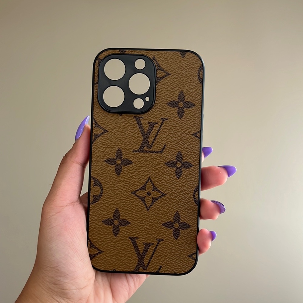 LV Iphone 13 pro